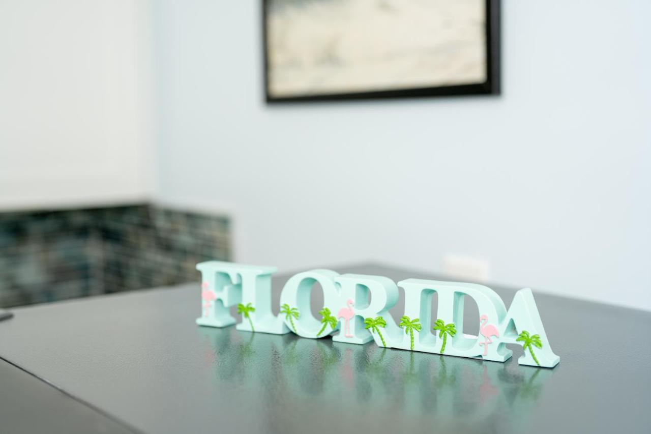 The Surf Hollywood Beach 외부 사진